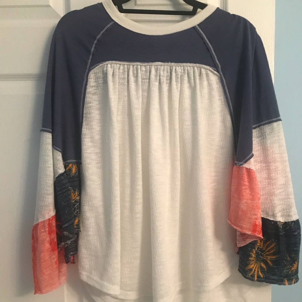 New PERFECT CONDITION Free People Flowy shirt